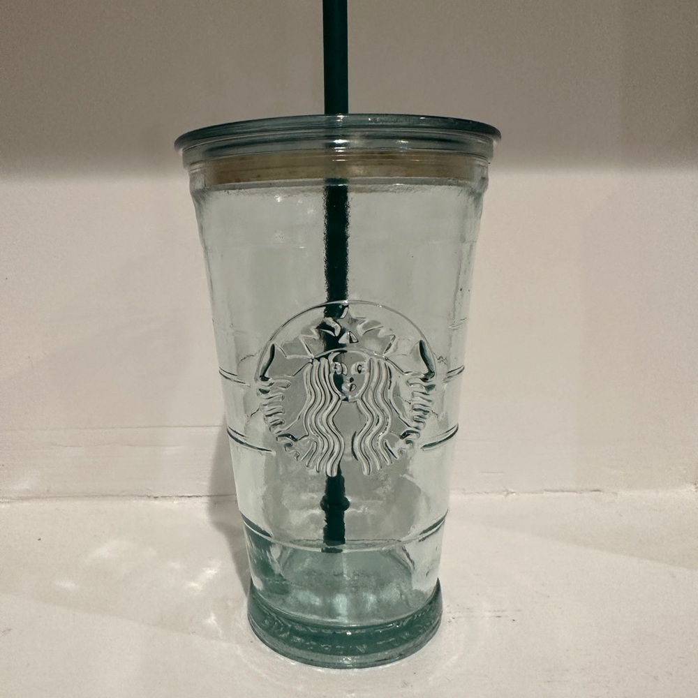 Starbucks rare glass grande cup with straw